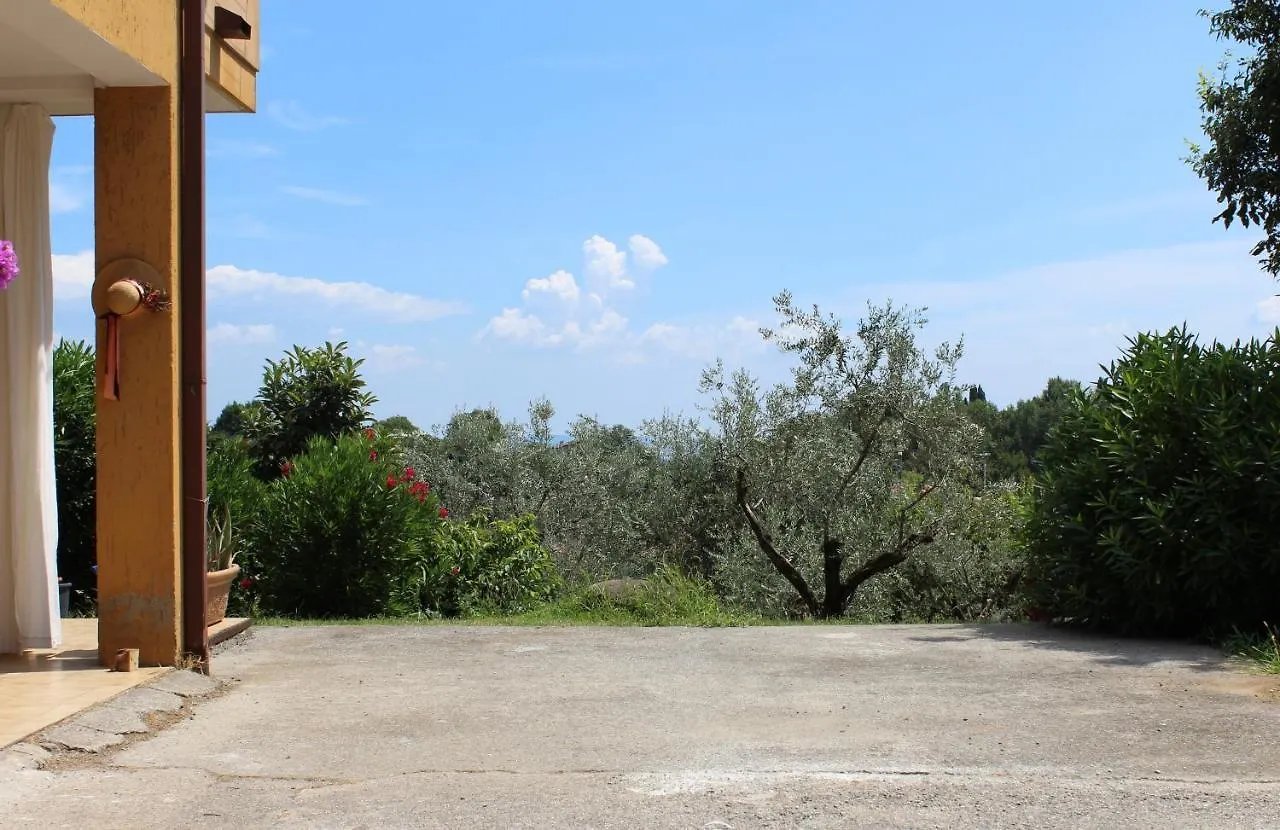 B&B Drusilla Garden Soiano Del Lago Bed & Breakfast